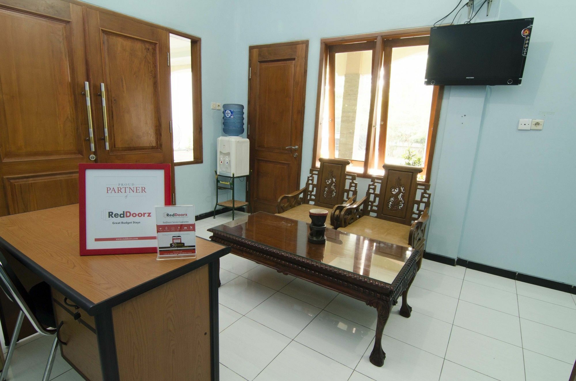 Reddoorz Near Ciputra World 2 Otel Surabaya Dış mekan fotoğraf